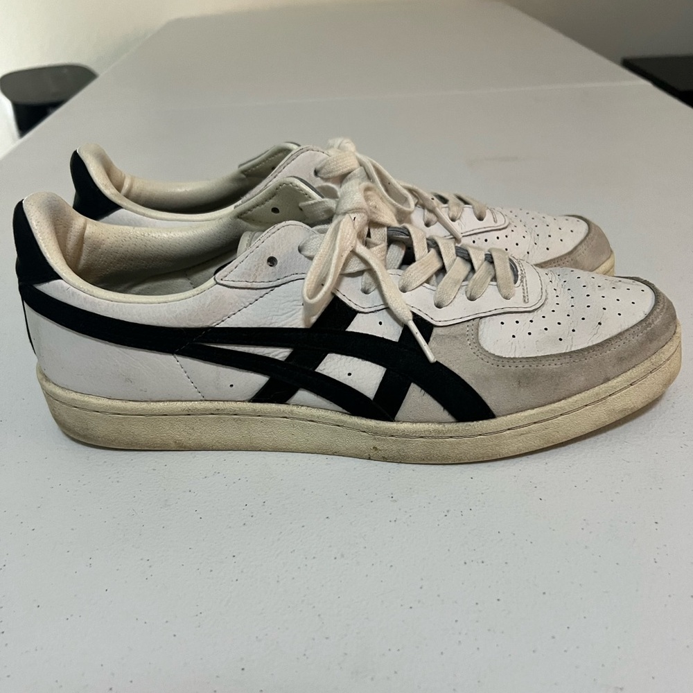 ASICS Oniksuka Tiger Men’s 10